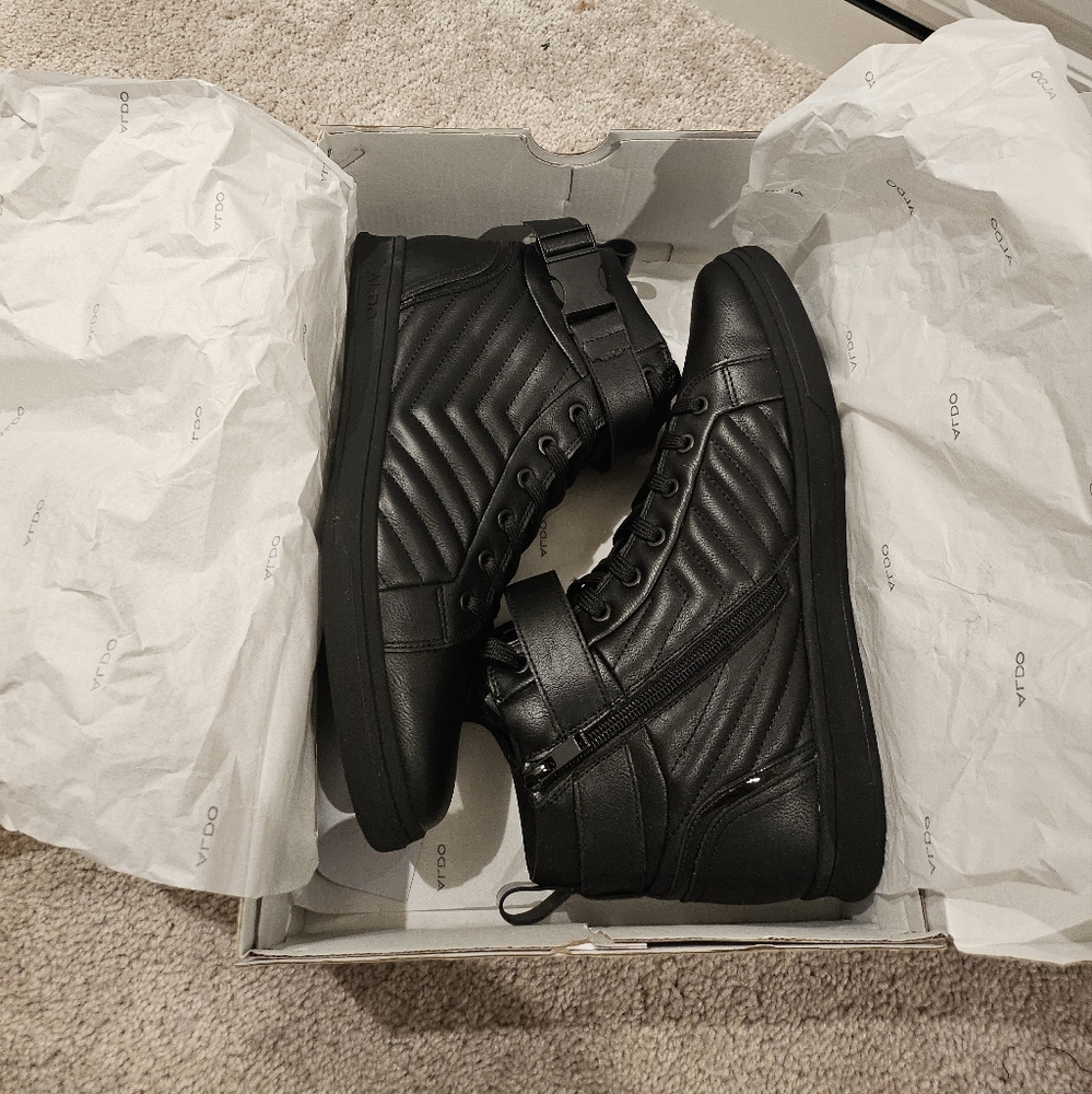 Aldo men shoes . New with box.  Size 9.5 usa fit 10 . $200